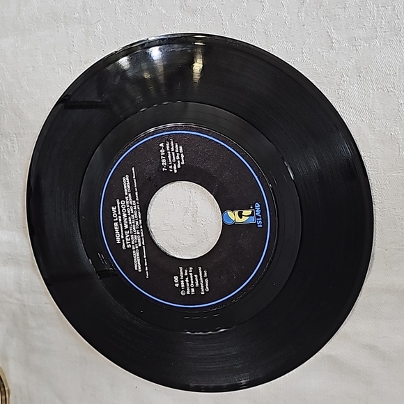 Steve Winwood Mint 45 Vinyl Record with Original Sleeve - Picture 3 of 4